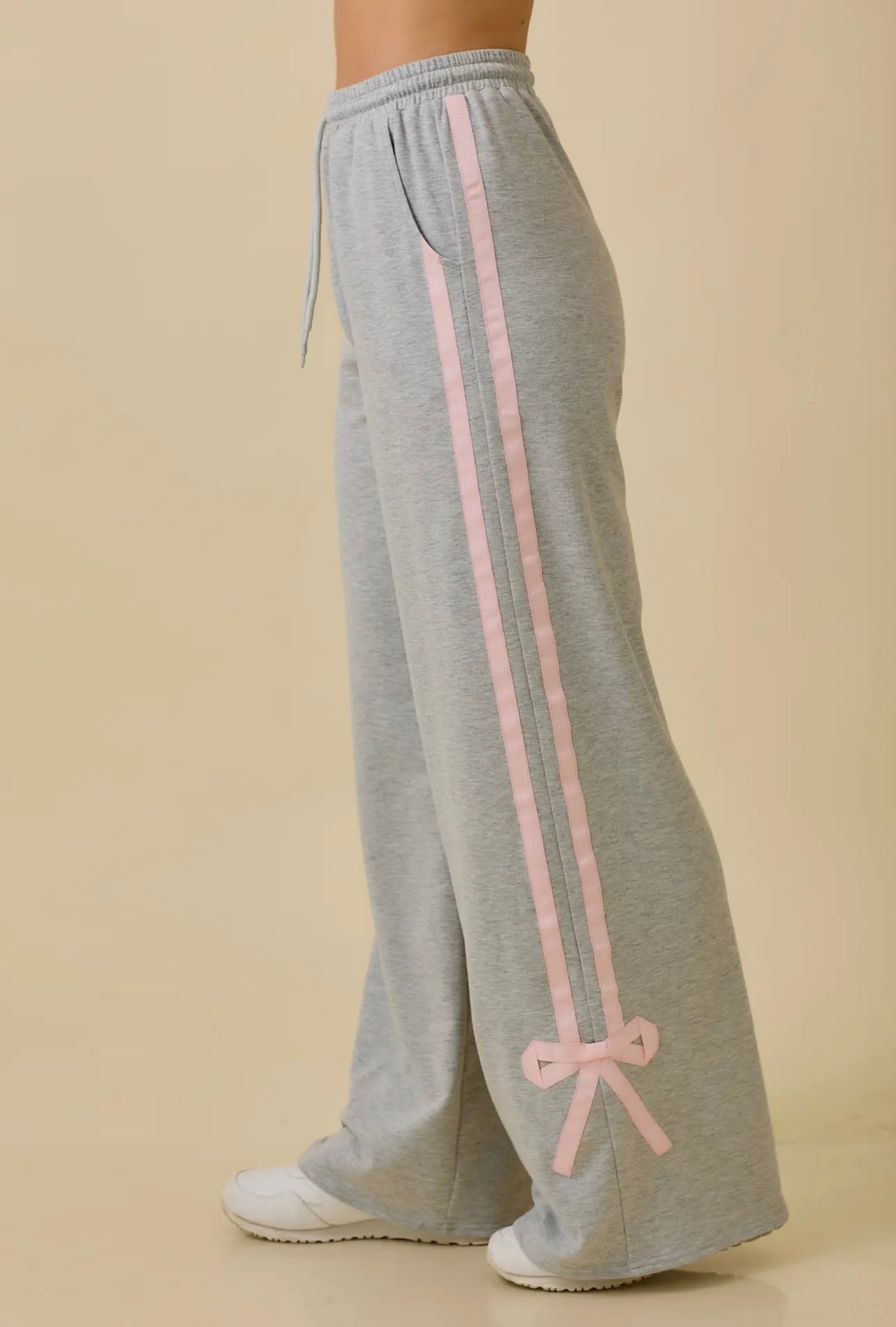 Pink Bow Crewneck Sweatshirt Set Mainstrip