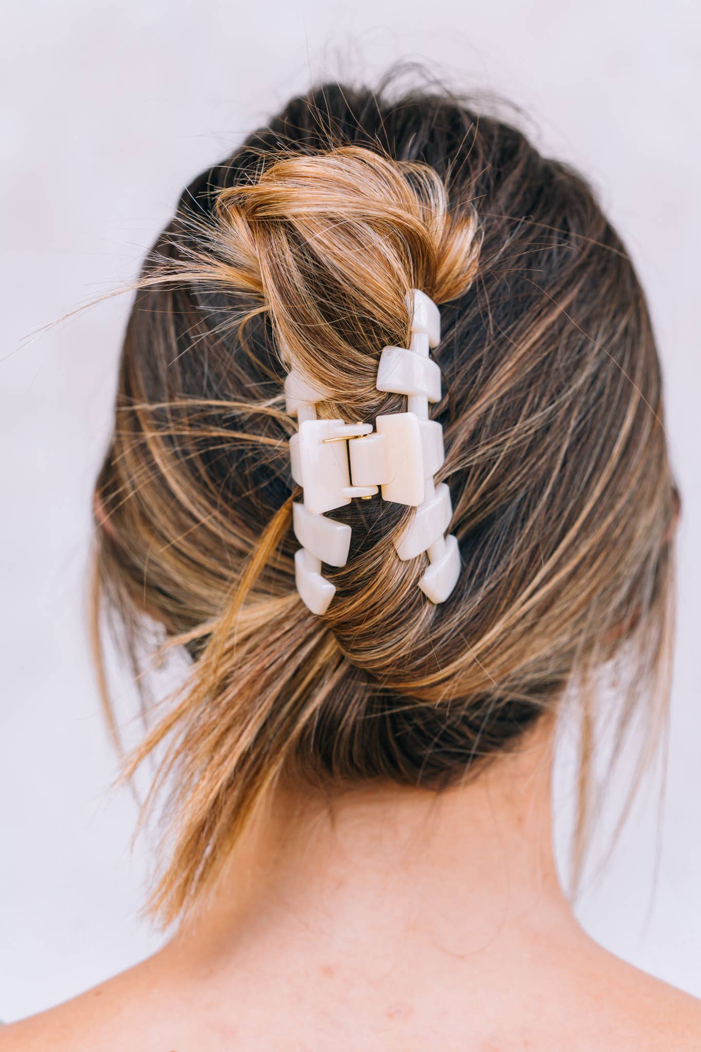 Almond Beige Classic Hair Clip | Medium