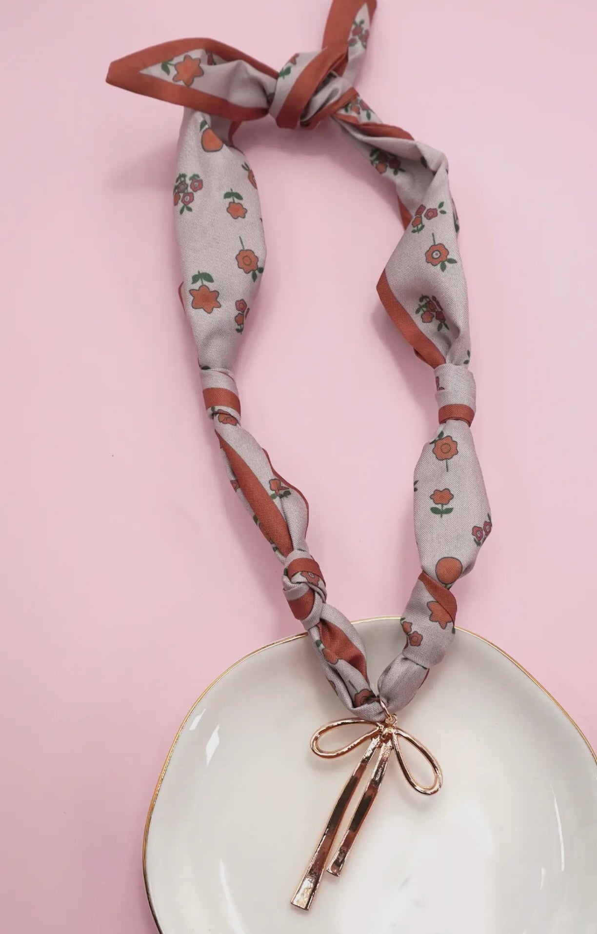 Rustic Floral Scarf Necklace (Bow)