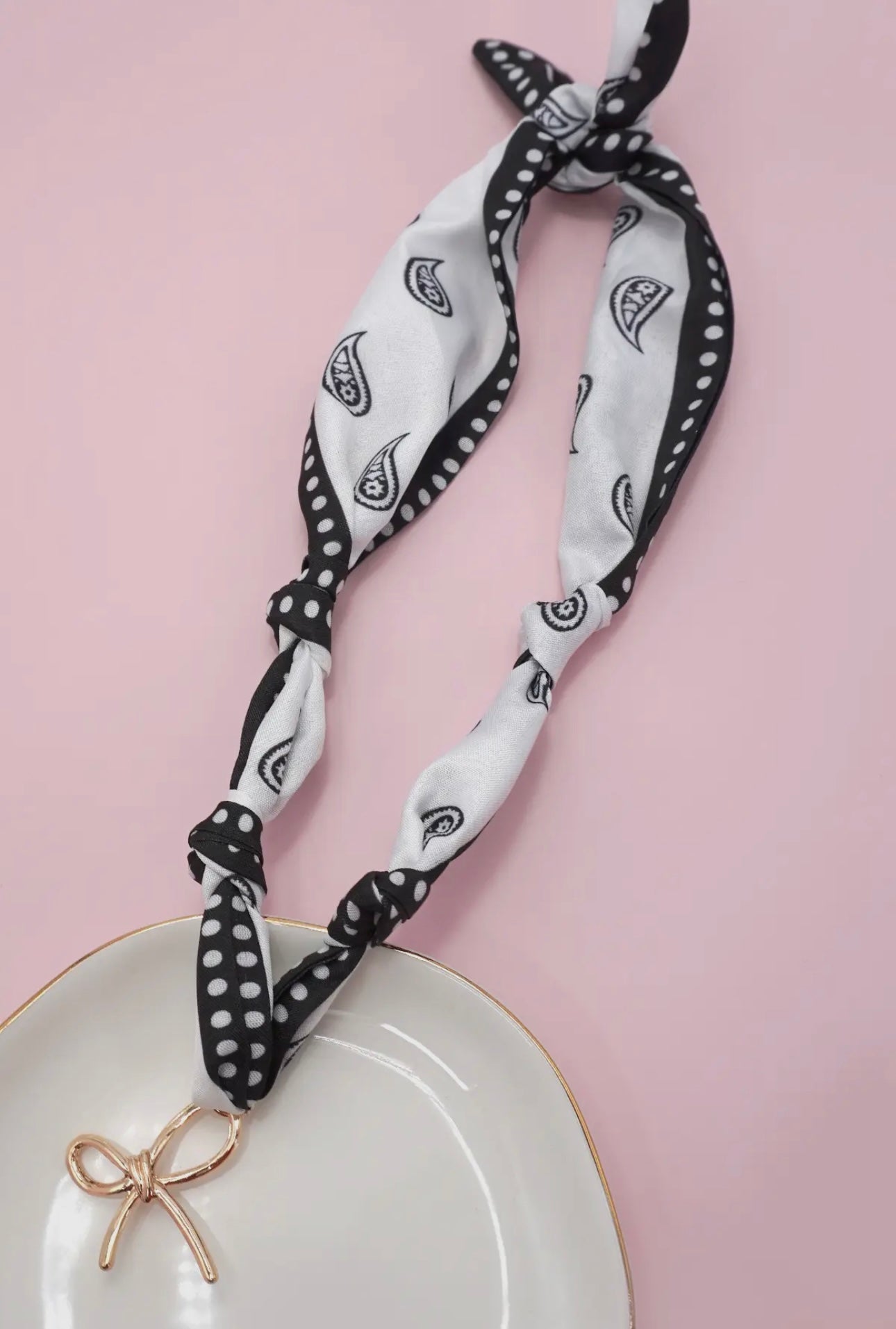 Wild West Scarf Necklace (Bow)
