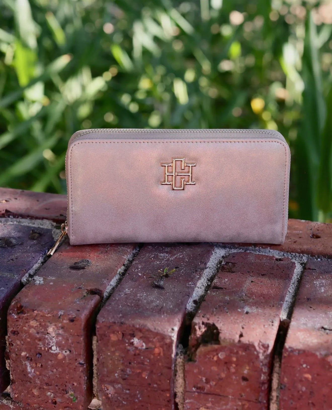 Penelope Wallet Gold Shimmer - Caroline Hill
