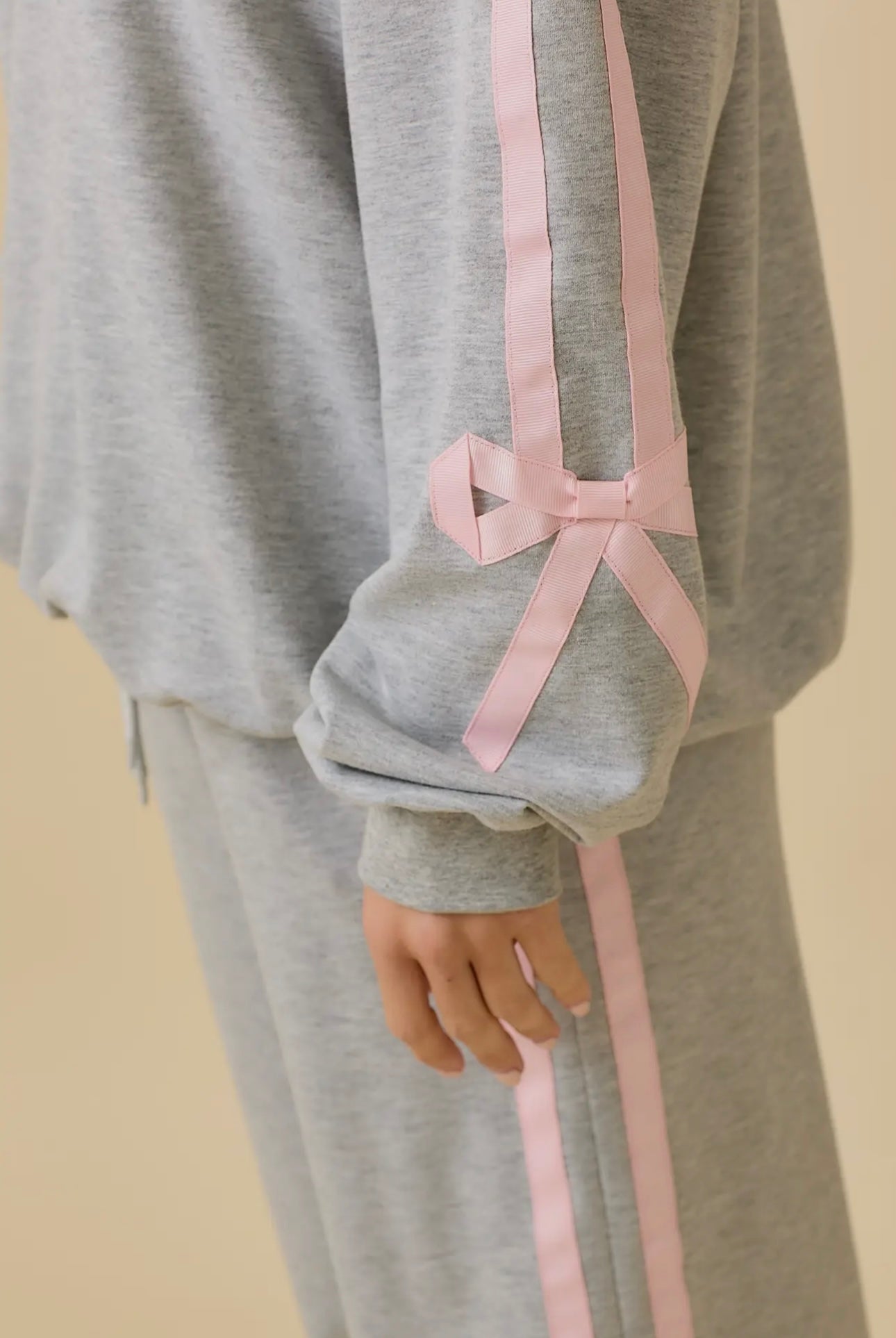 Pink Bow Crewneck Sweatshirt Set Mainstrip