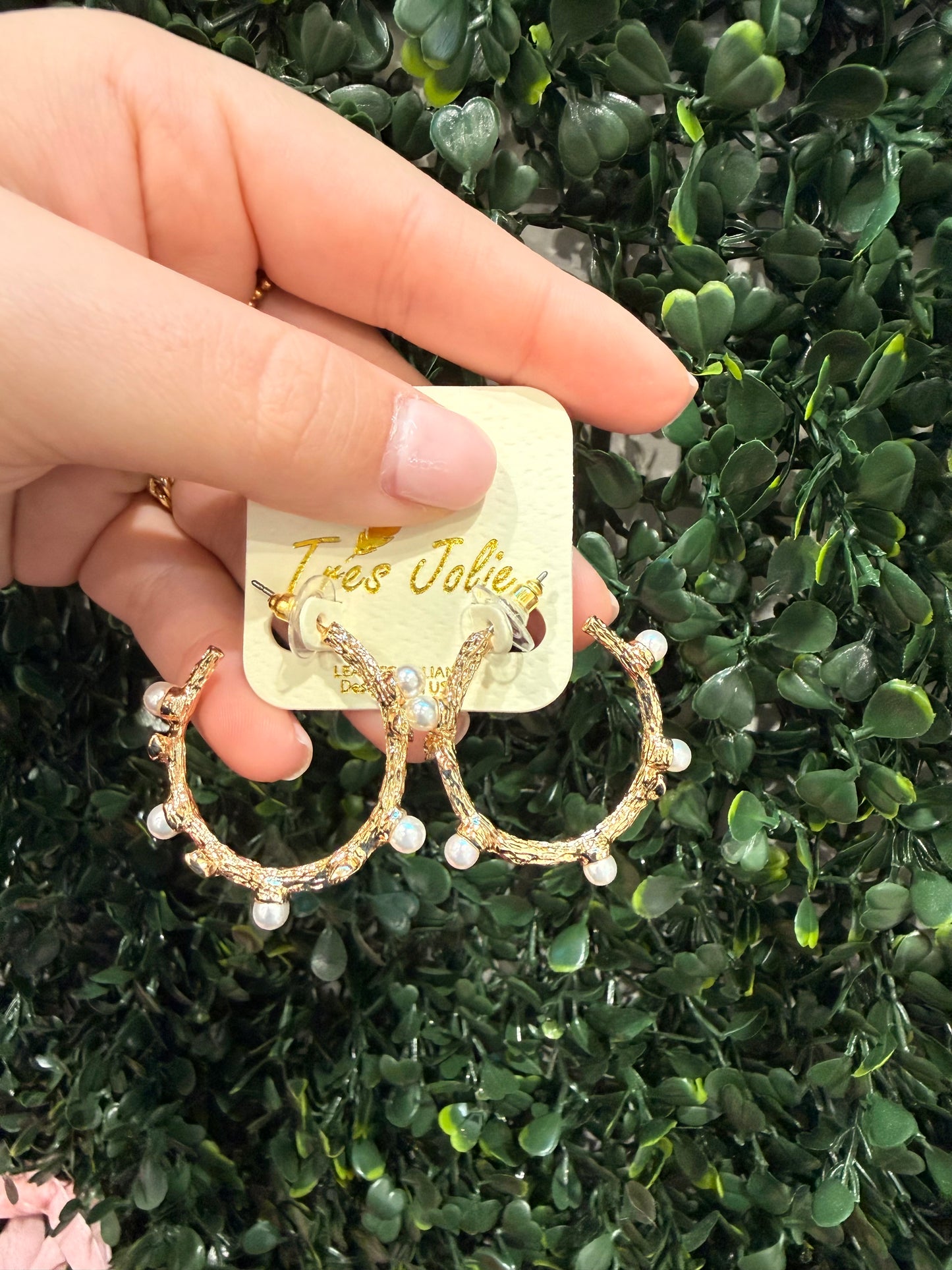 Textured Pearl Beaded Earrings