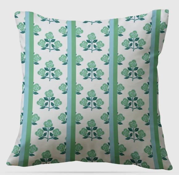 Betsy Indoor/outdoor pillow