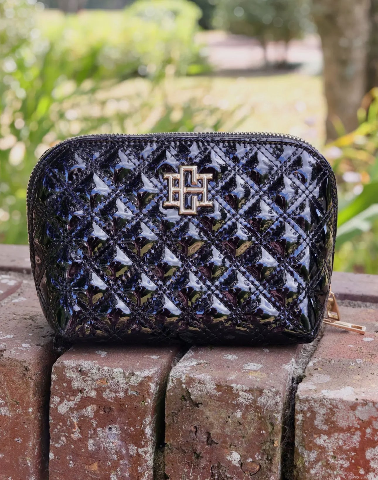 Ibiza Small Pouch Black Patent Caroline Hill