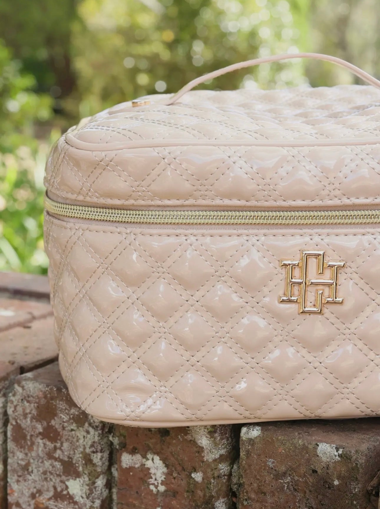 Hampton Train Case Nude Patent Caroline Hill