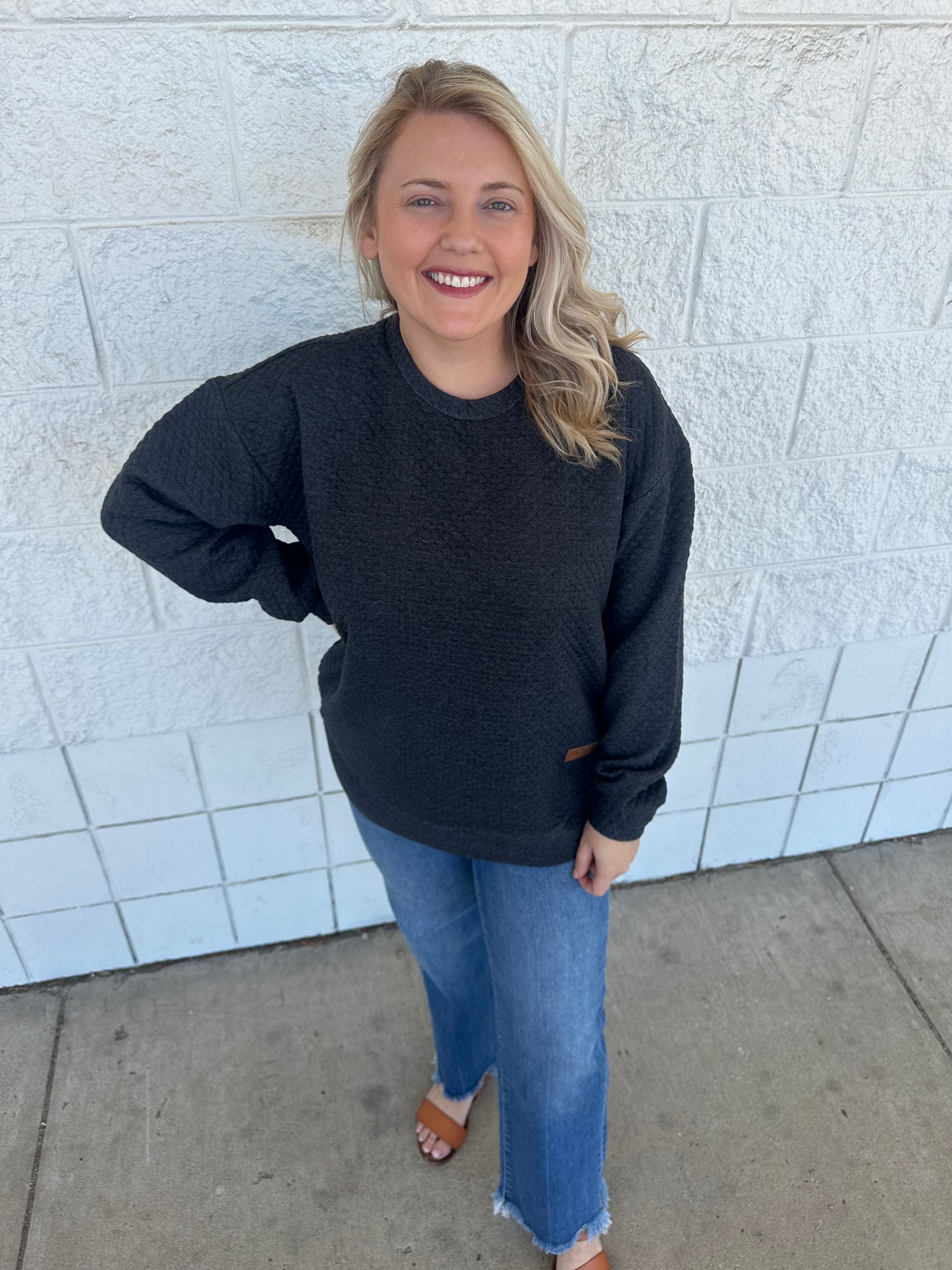 Black Quilted Rounded Bottom Fleece Crewneck