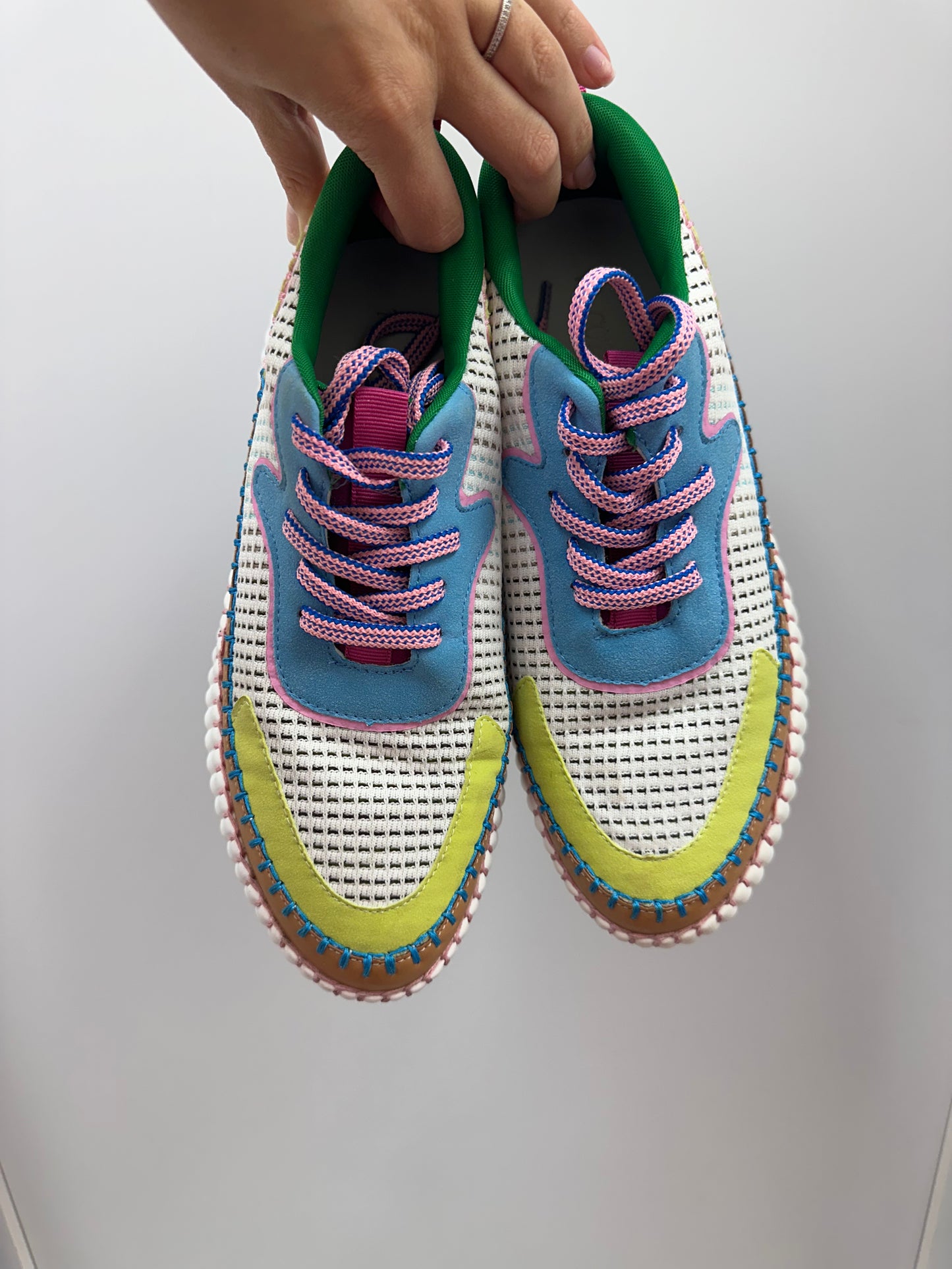 Cozzy Girl Size 10