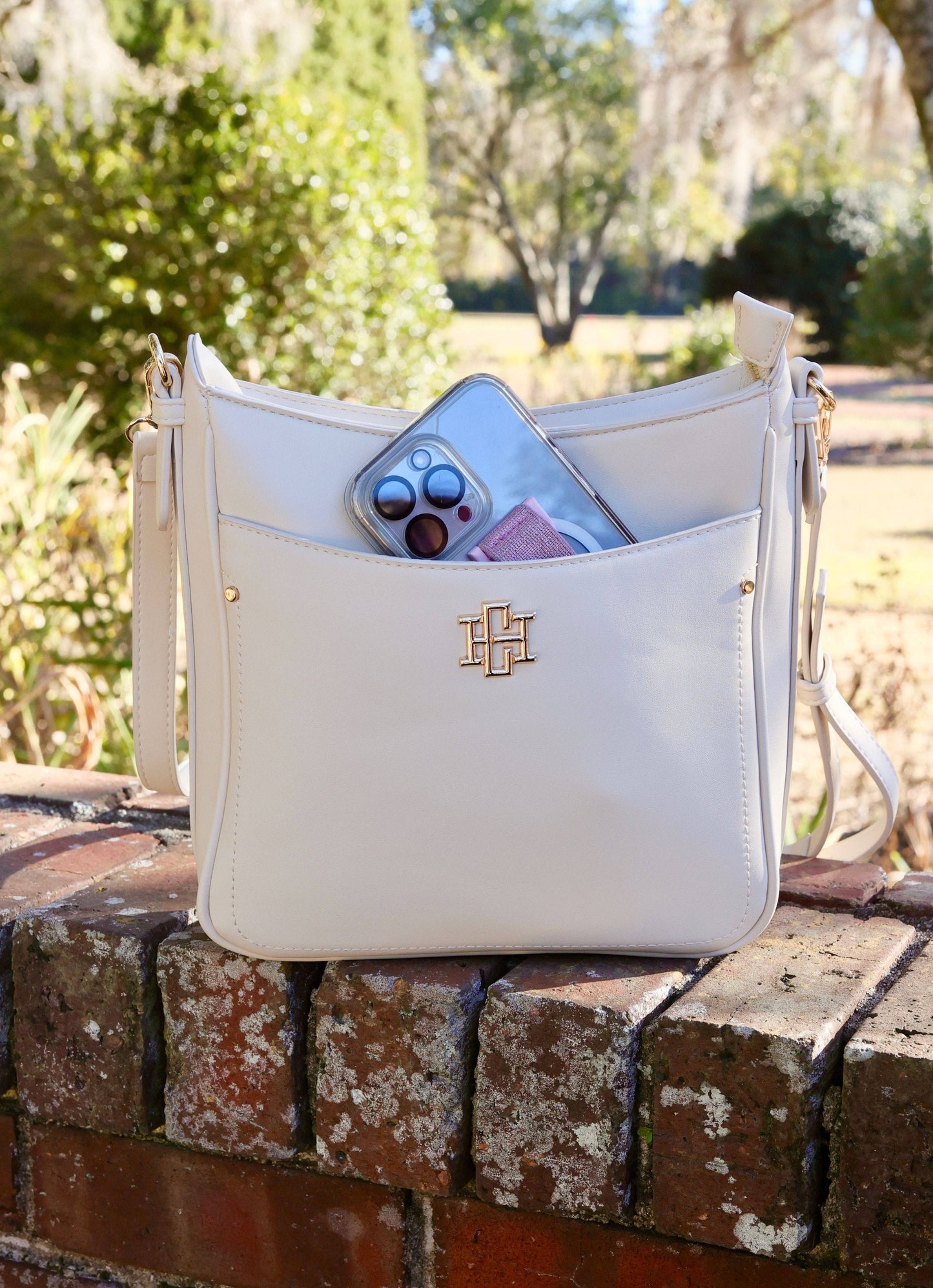 Bethany Crossbody CREAM Caroline Hill