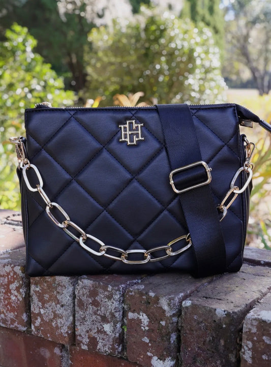 Ariana Crossbody Black Quilted
