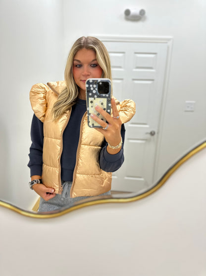 Gold puffer flutter sleeve vest with pockets