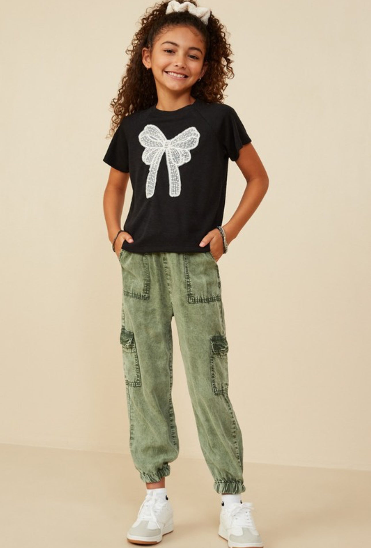 Black Pearl Bow Top