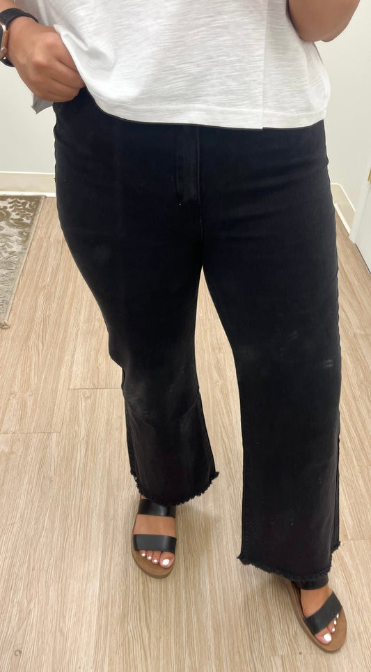 Acid Wash Cutoff Hem Straight Leg Jeans- Black