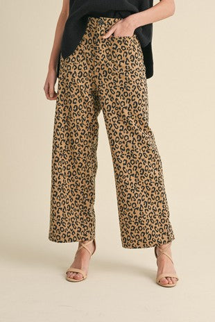 Leopard wide leg pants