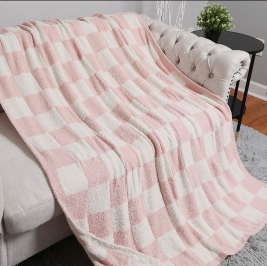 Checkerboard Pattern Throw Blanket/ Pink 50x50 Comfylux