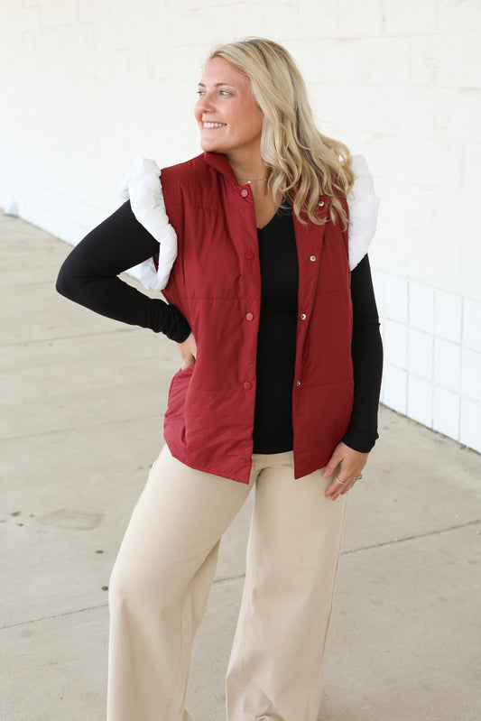 Maroon and white color lock ruffle sleeve vest