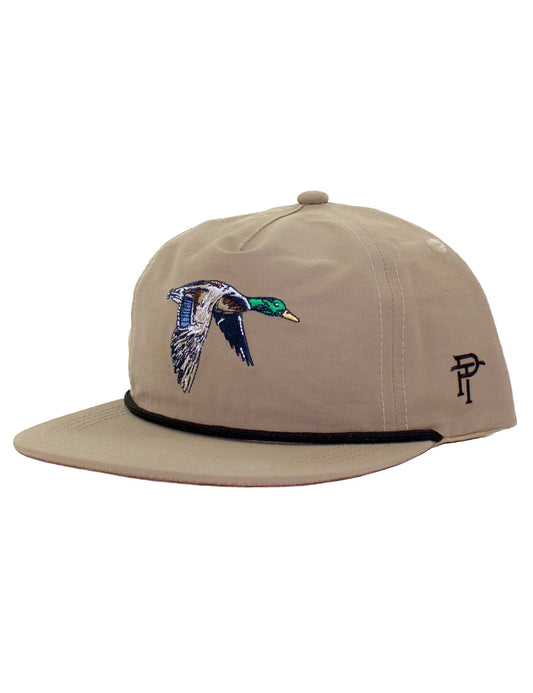 Properly tied rope hat mallard flight