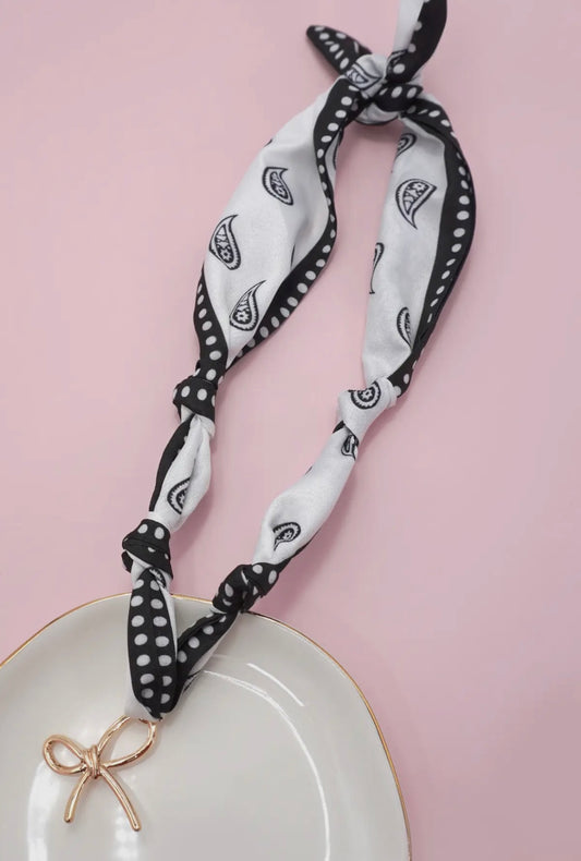 Wild West Scarf Necklace (Bow)