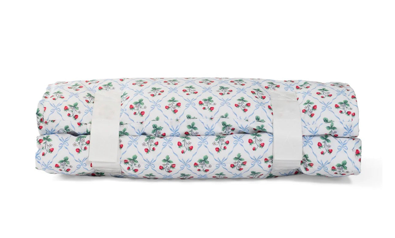 Berry Nice Napmat | TRVL