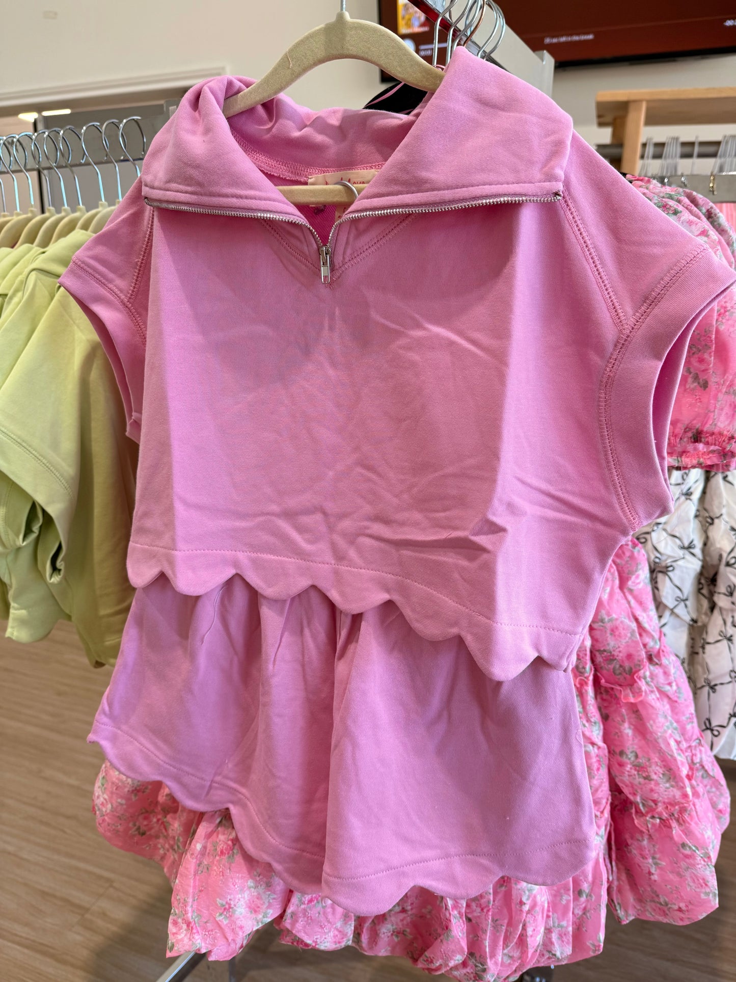 Scallop Tween Set | Pink