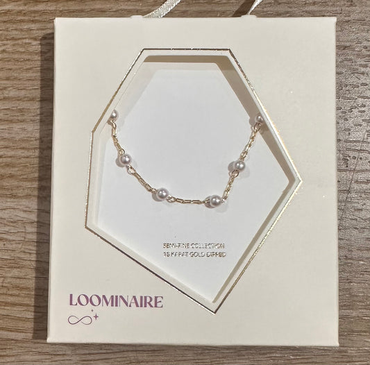 Dainty Pearl Necklace