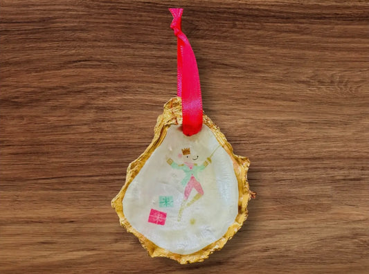 Oyster shell dancing mouse ornament