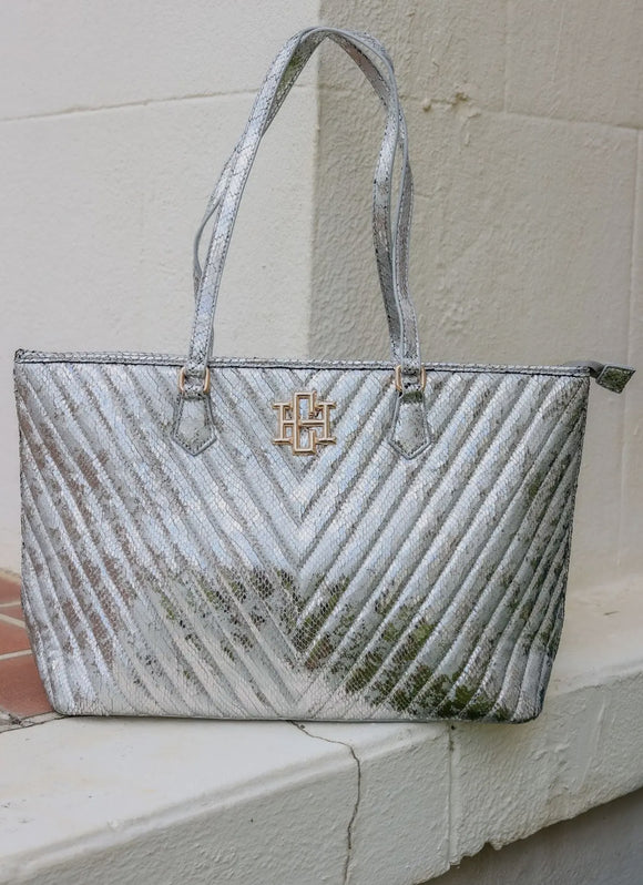 Caroline hill quilted tote silver fleck