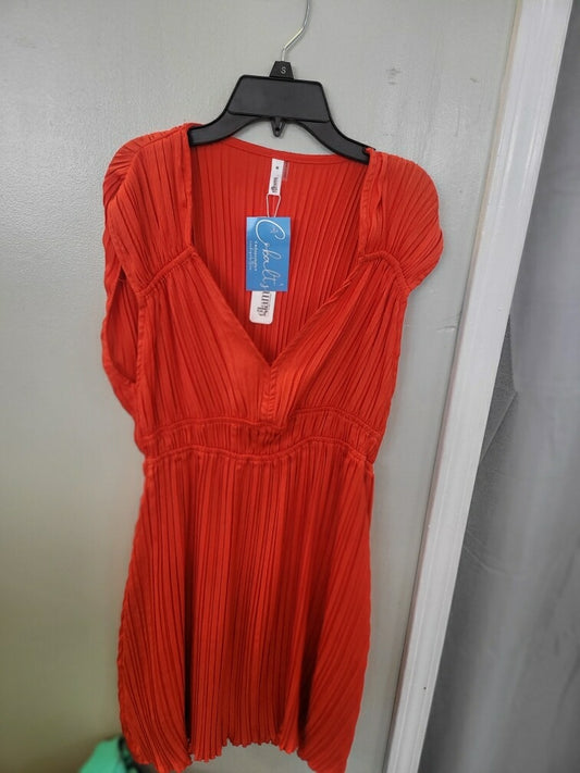 Glam dress size medium nwt