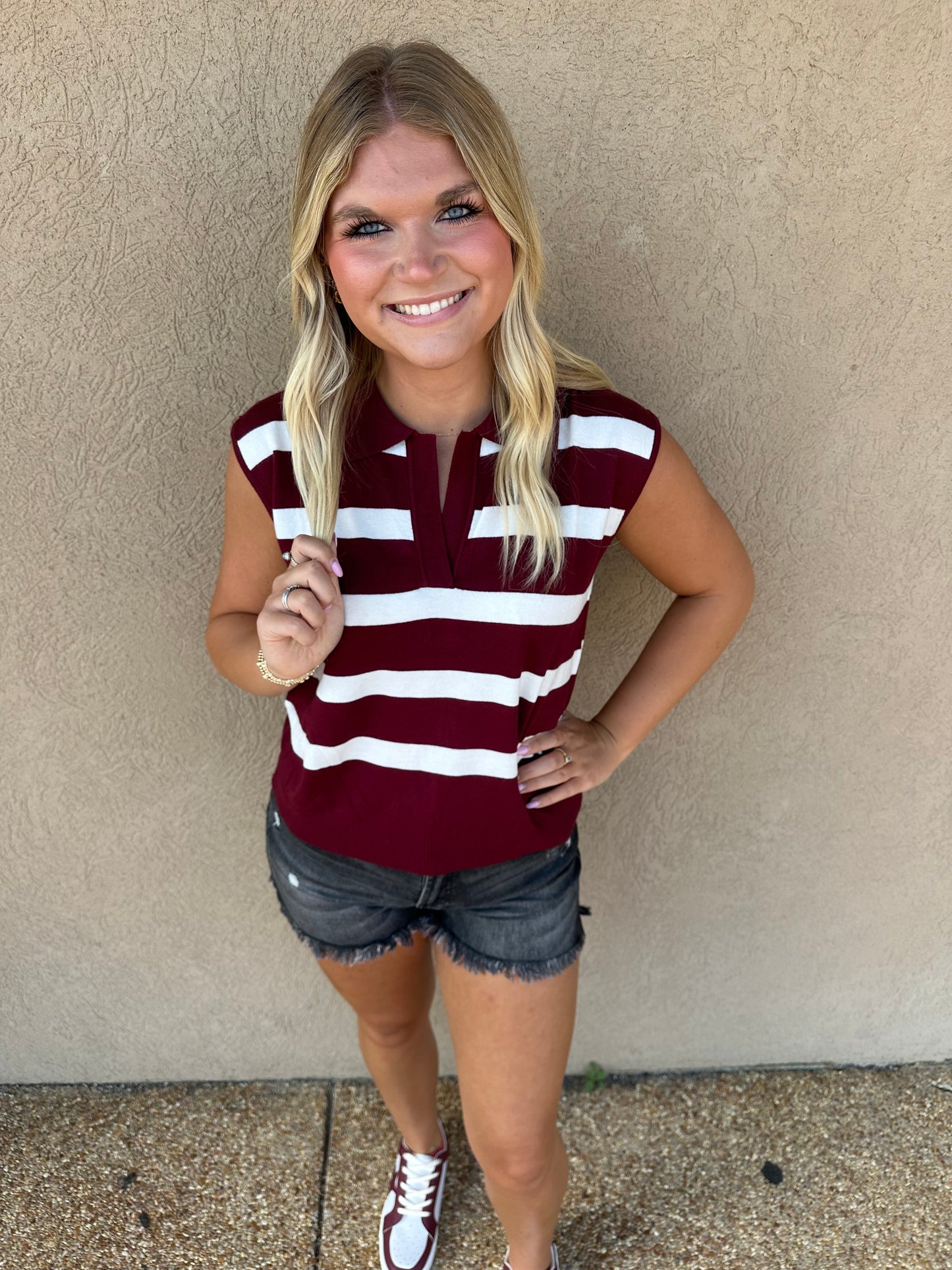 Striped Sleeveless Sweater Top : Burgundy/White