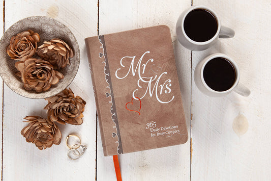 Mr & Mrs (Devotional for Couples)